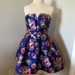 EUC! B Darlin strapless floral dress!